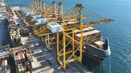 Asyaport'tan Türkiye Rekoru Geldi: Tek Gemiden Binlerce Konteyner İndirildi! Hizmet İhracatına Dev Katkı