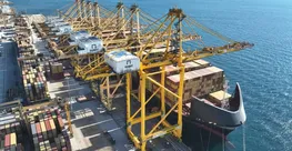Asyaport'tan Türkiye Rekoru Geldi: Tek Gemiden Binlerce Konteyner İndirildi! Hizmet İhracatına Dev Katkı
