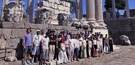 Lokman Hekim Sağlık Vakfı'ndan Bergama'daki tarihi Asklepion'a ziyaret