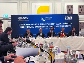 OYAK, gelecek vizyonunu Almanya'da paylaştı