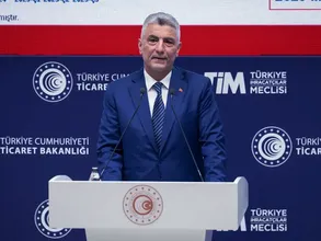 Ticaret Bakanı Ömer Bolat, kasım ayı dış ticaret verilerini açıkladı: (1)
