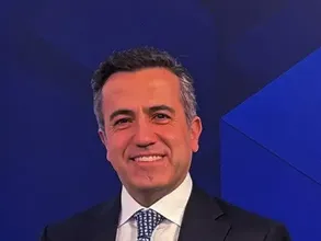 Yapı Kredi'nin üretken yapay zeka destekli "Satış Elçisi" hizmete başladı