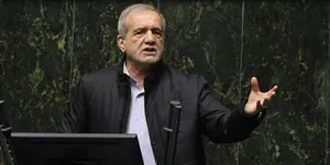 İran Cumhurbaşkanı Pezeşkiyan: ABD ile savaş sona ermeli
