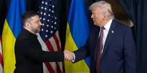 Trump, Ukrayna Devlet Başkanı Zelenskiy ile Bir Araya Geldi