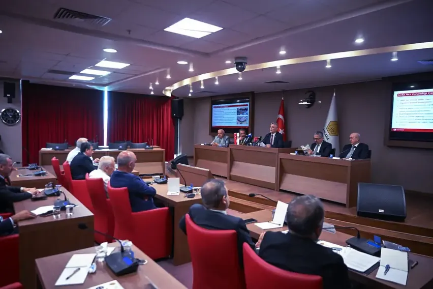 Bakan Bolat Ankara Ticaret Borsasını ziyaretinde konuştu: Bakan Bolat Ankara Ticaret Borsasını ziyaretinde konuştu: