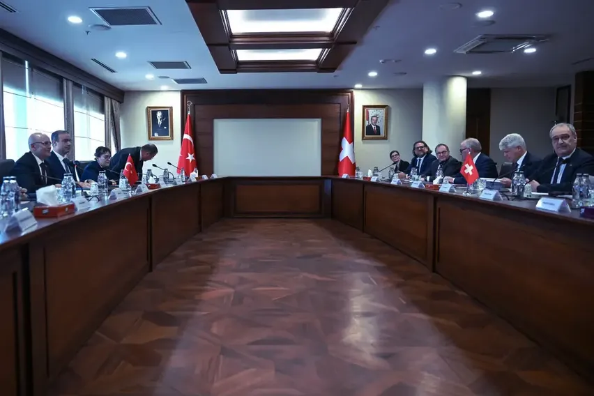 Bakan Şimşek, İsviçre Konfederasyonu Başkan Yardımcısı Parmelin ile bir araya geldi