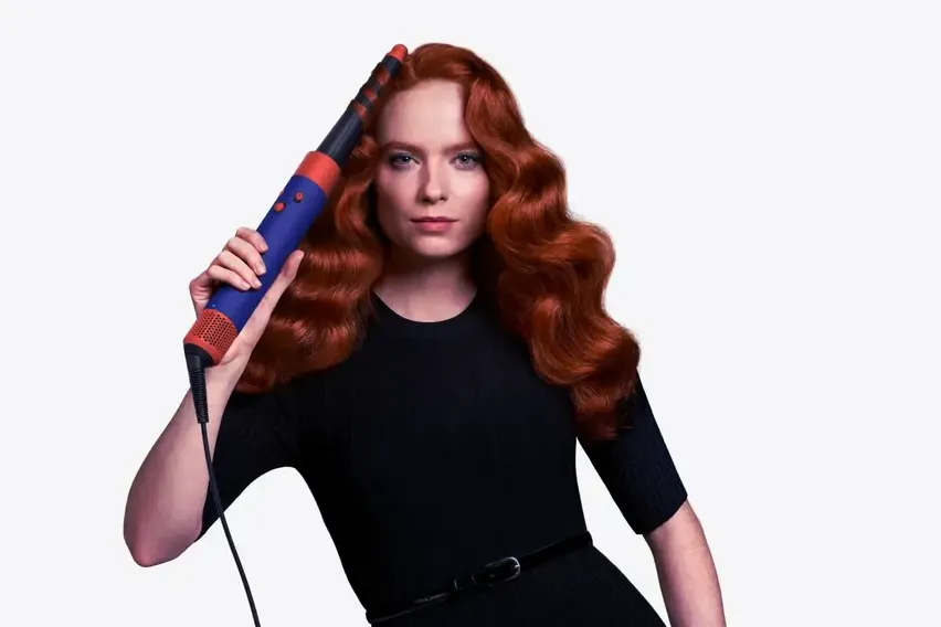 Dyson, Türkiye'deki saç şekillendirme alışkanlıklarına yönelik araştırmasının sonuçlarını paylaştı Dyson, Türkiye'deki saç şekillendirme alışkanlıklarına yönelik araştırmasının sonuçlarını paylaştı