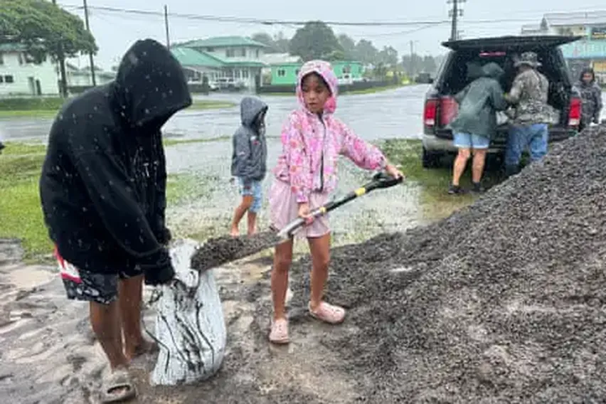 Hawaii Braces for Powerful Winds and Flash Flooding with Hurricane Nolo