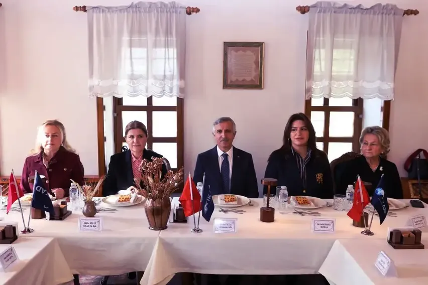 Hayata Bağlayan İlmekler Projesi'nin ikinci etabı Kahramanmaraş'ta başladı