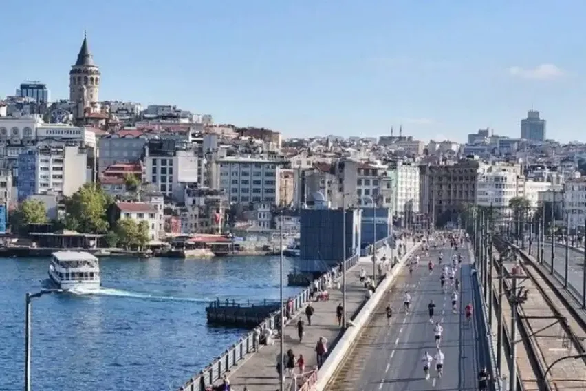 İstanbul'da Yarın Bazı Yollar Trafiğe Kapatılacak... İşte O Güzergahlar