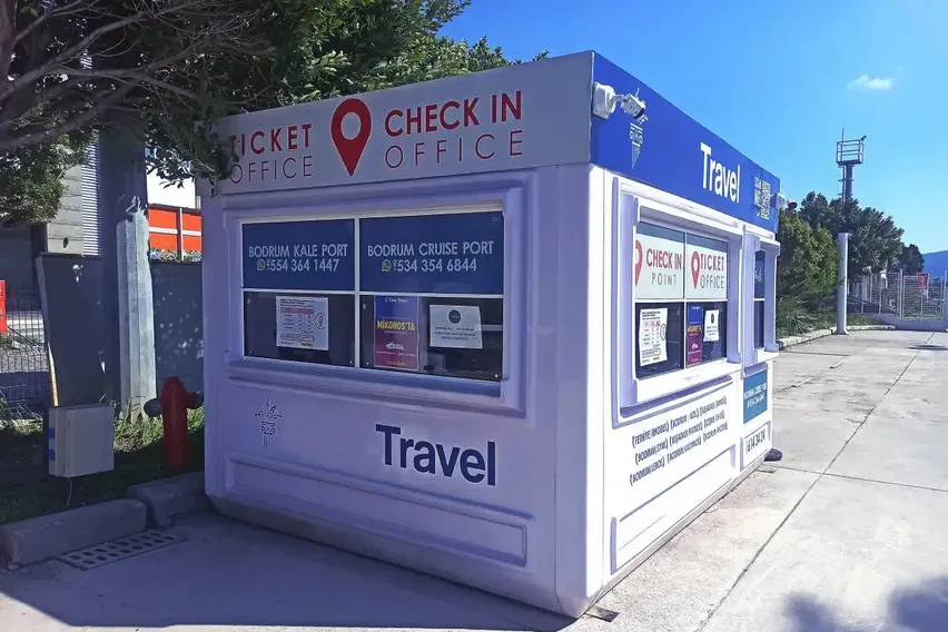 Karmod'un mobil kabinleri acentelerce bilet satış kabini olarak kullanılıyor Karmod'un mobil kabinleri acentelerce bilet satış kabini olarak kullanılıyor