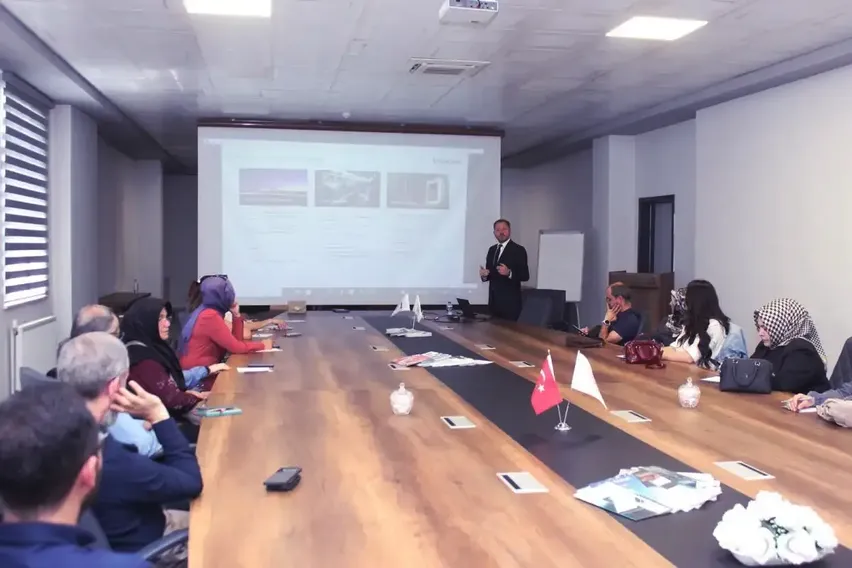 Kastamonu, Çankırı ve Sinop'ta e-ticaret ve e-ihracat fırsatları anlatıldı Kastamonu, Çankırı ve Sinop'ta e-ticaret ve e-ihracat fırsatları anlatıldı