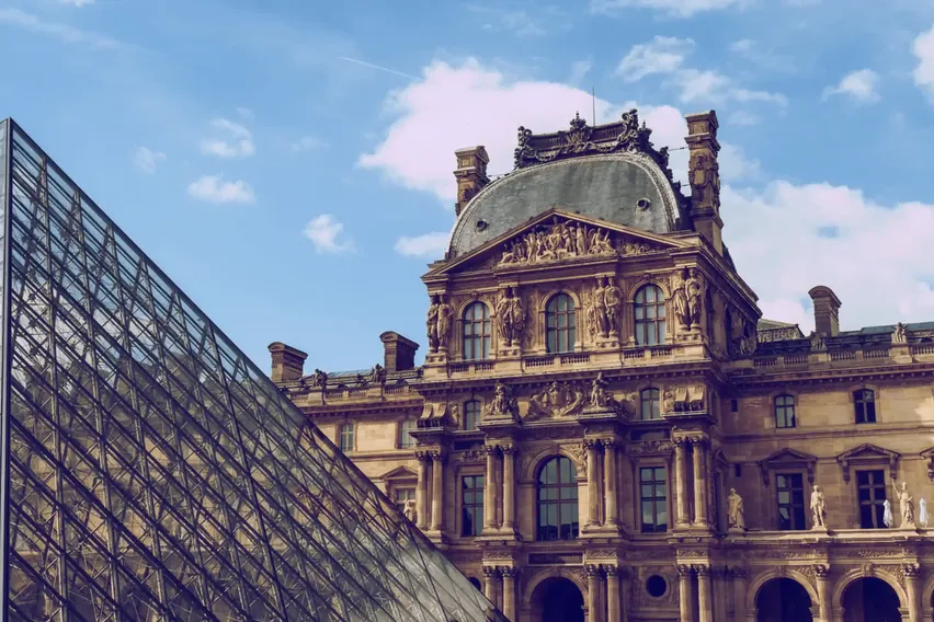 Louvre Müzesi Ziyareti Öncesi Bilmeniz Gerekenler Louvre Müzesi Ziyareti Öncesi Bilmeniz Gerekenler