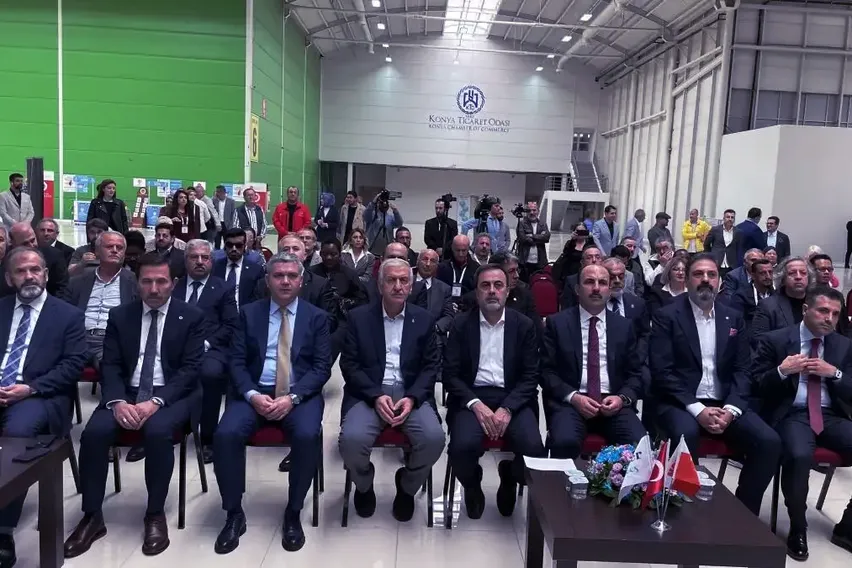 Master Shoes 3. Konya Ayakkabı ve Çanta Moda Fuarı başladı Master Shoes 3. Konya Ayakkabı ve Çanta Moda Fuarı başladı