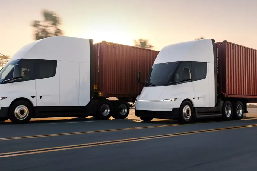 Tesla Semi Yıllar Sonra Gerçekten Müşterilere Teslim Edilmeye Başladı
