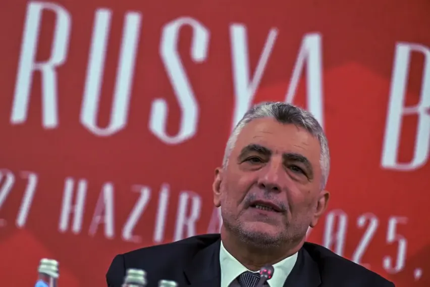 Ticaret Bakanı Bolat, Türkiye-Rusya ilişkilerinin ortaklık boyutuna evrildiğini söyledi Ticaret Bakanı Bolat, Türkiye-Rusya ilişkilerinin ortaklık boyutuna evrildiğini söyledi