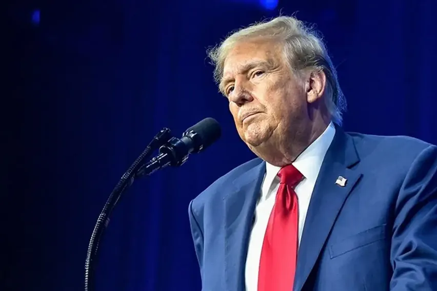 Trump, "İran'a 300 milyar dolar verilecek" iddiasını reddetti