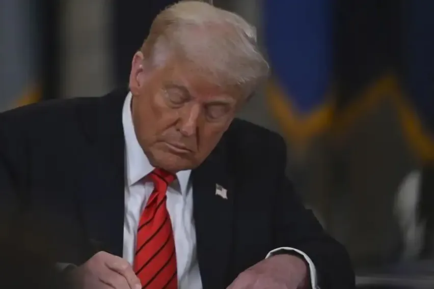 Trump, Ontario Gölü'nün adını "Amerika Gölü" yaptı