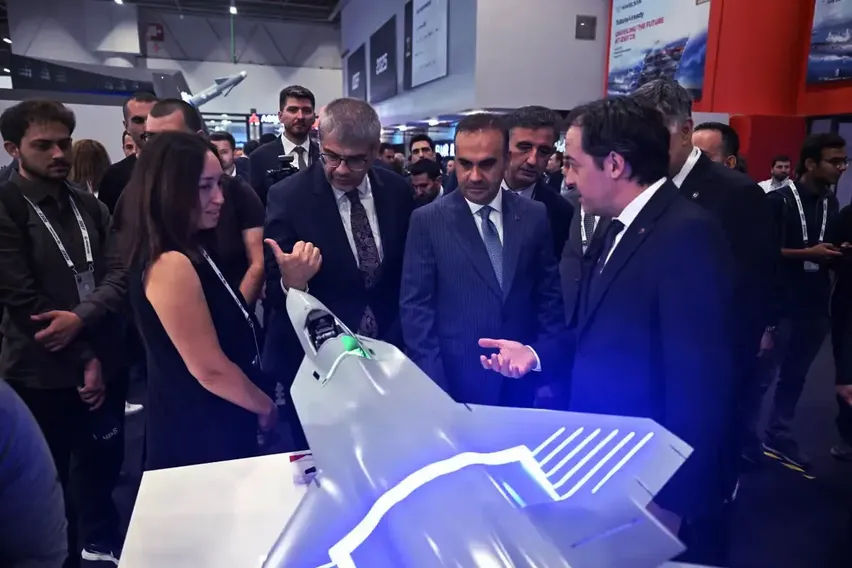 TÜBİTAK'tan IDEF 2025'te 8 önemli işbirliği anlaşması TÜBİTAK'tan IDEF 2025'te 8 önemli işbirliği anlaşması